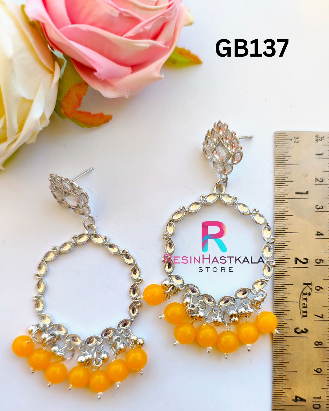 Silver Earring Beze/ Jumkha With Mirror Beads (GB137)