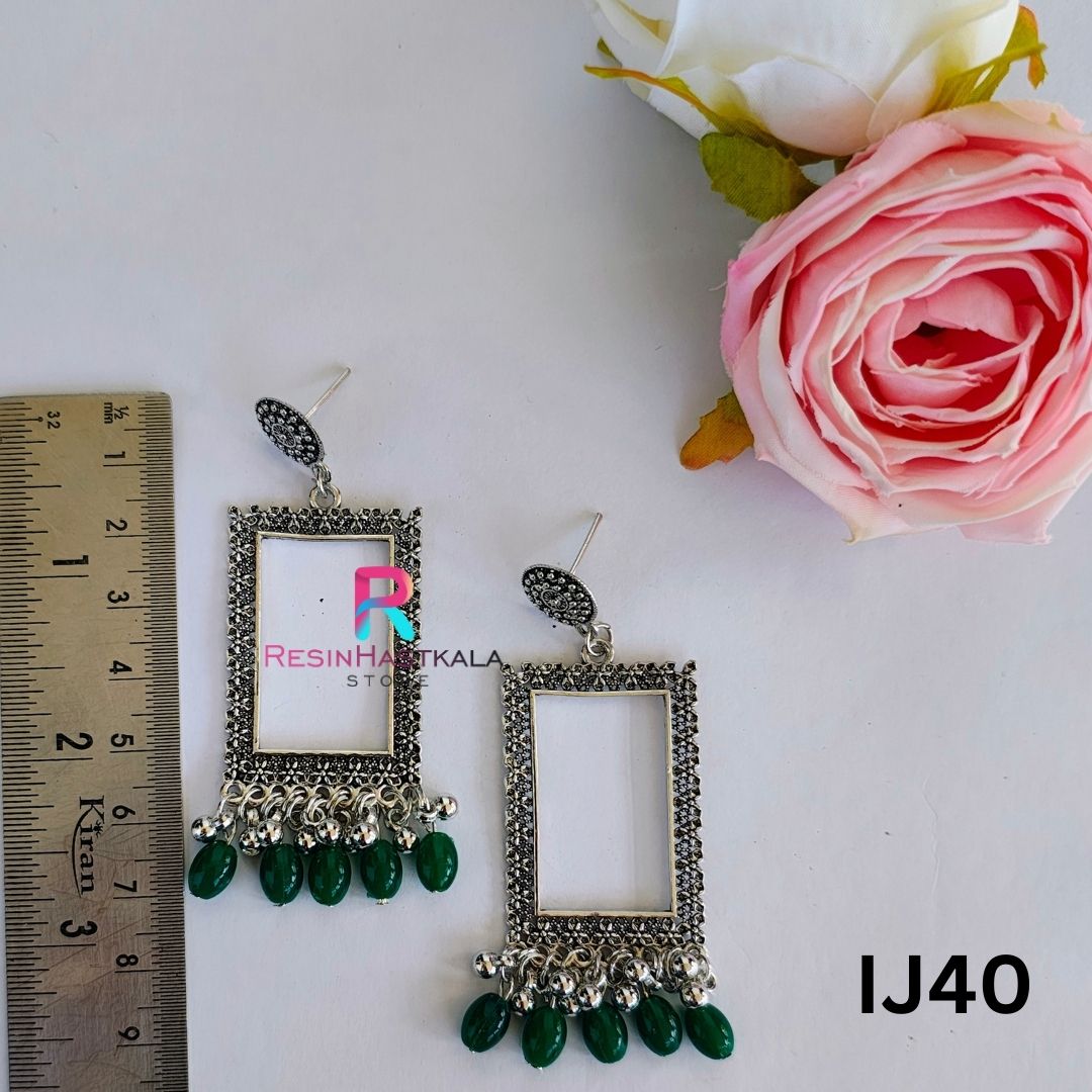 Silver Earring Bezel/Jumkha With Beads (IJ40)