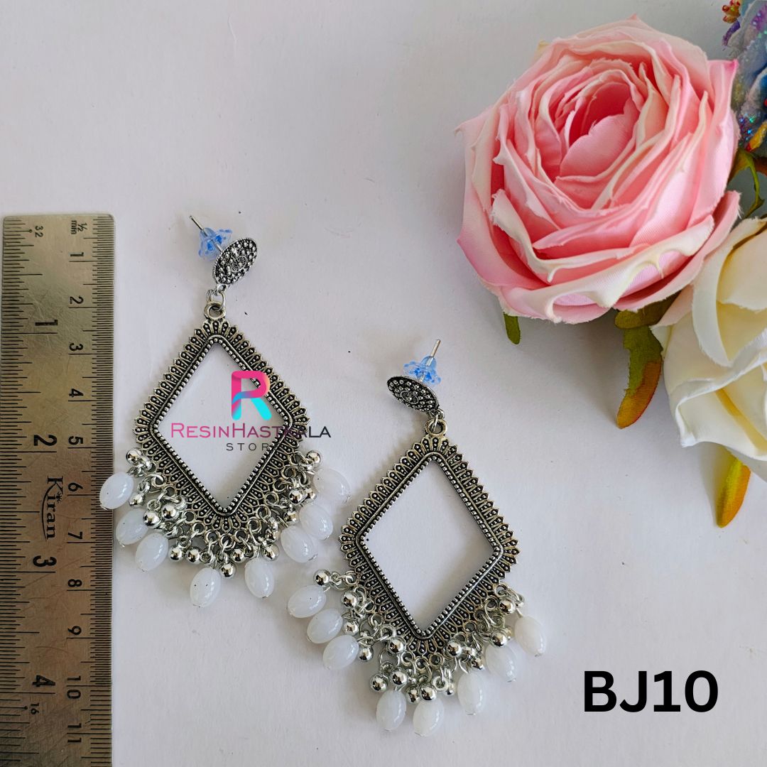 Silver Earring Bezel/Jumkha With White Beads (BJ10)