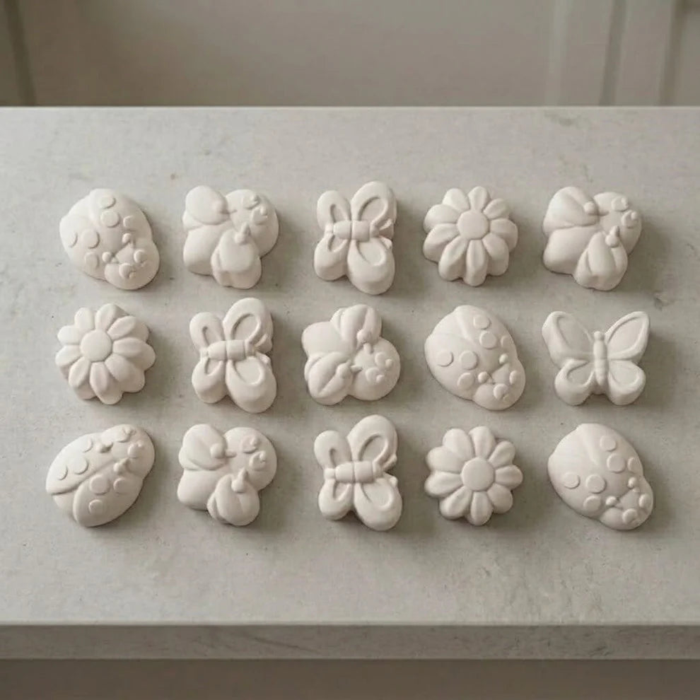 15 Cavity Insects & Animals Silicone Mould for DIY Resin, Concrete Art, Soap, Chocolate & Cake Making