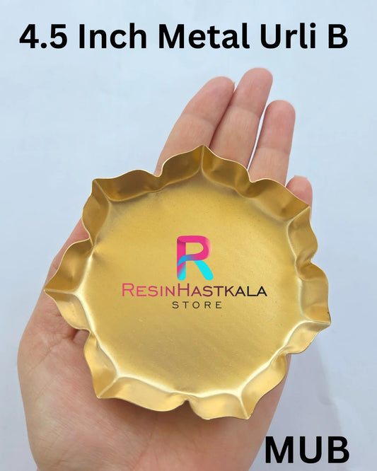 4.5 Inch Metal Urli B