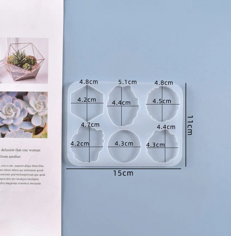 6 In 1 Keychain Mould
