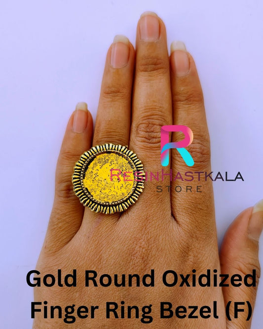 Gold Round Oxidized Finger Ring Bezel (F)