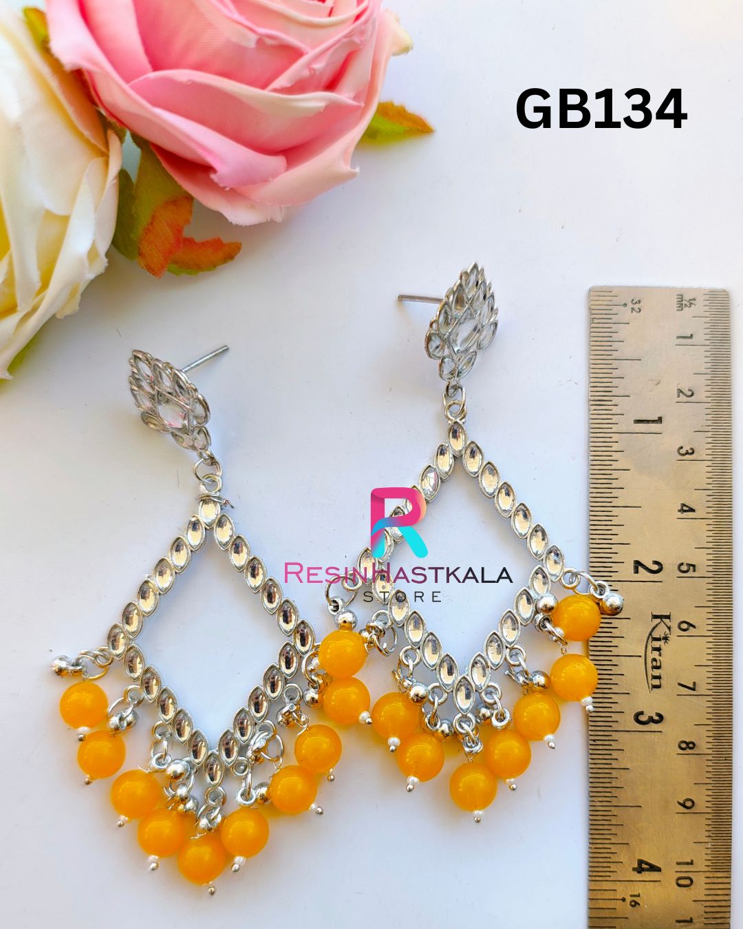 Silver Earring Beze/ Jumkha With Mirror Beads (GB134)