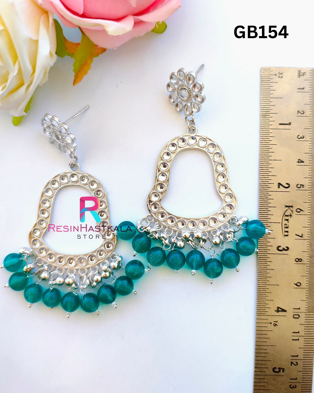 Silver Earring Beze/ Jumkha With Mirror Beads (GB154)