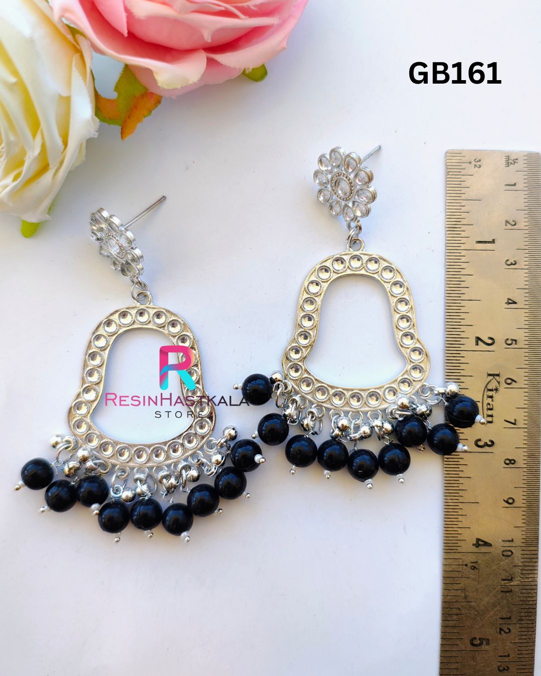 Silver Earring Beze/ Jumkha With Mirror Beads (GB161)