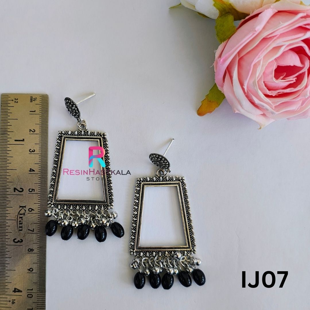 Silver Earring Bezel/Jumkha With Beads (IJ07)